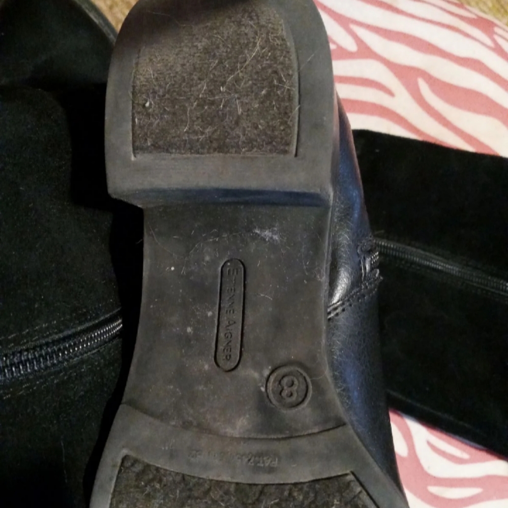 Boots - Picture 4 of 6